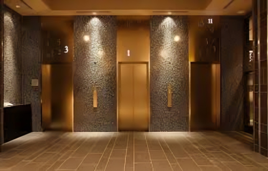 Energy efficient elevator