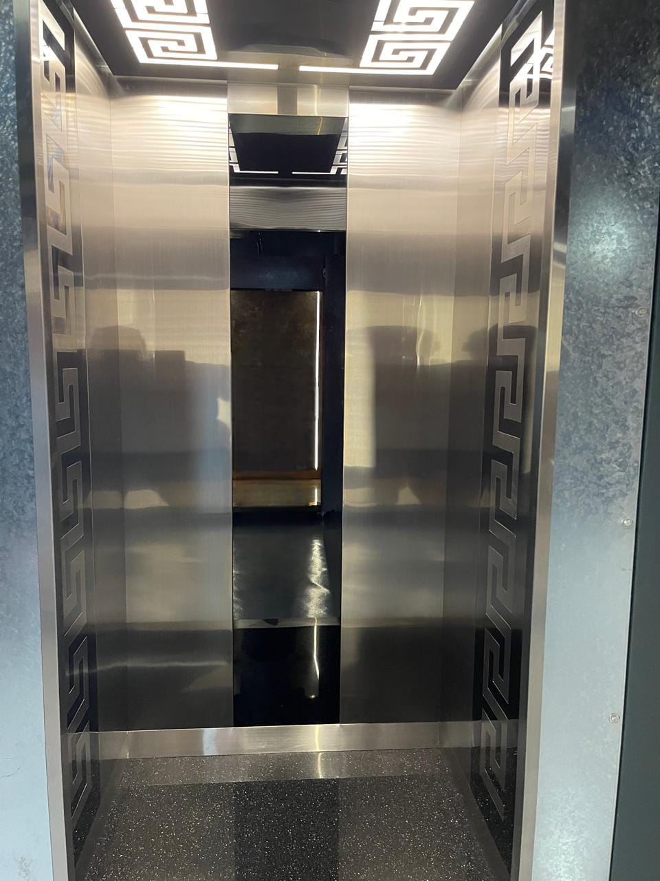 Elevator Cabin 4